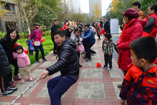 附件1 拔河比赛.jpg